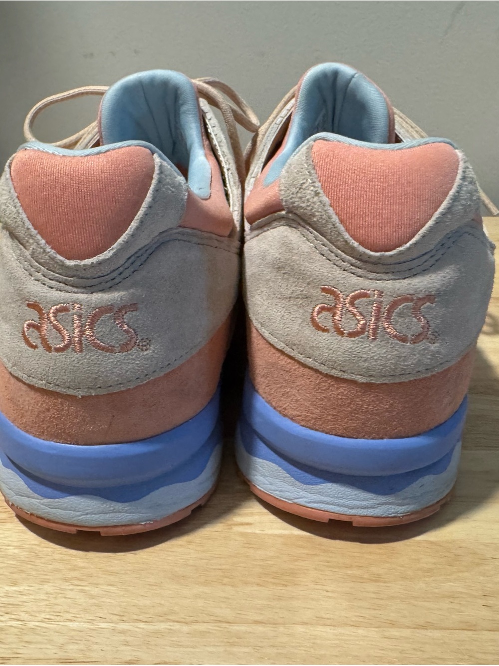 ASICS Gel-Lyte V Japan Spring Flowers Sneakers - Coral & Beige - Picture 4 of 6